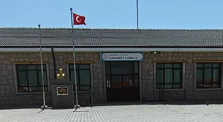 Ayvacık Yukarıköy İlkokulu Yapımı